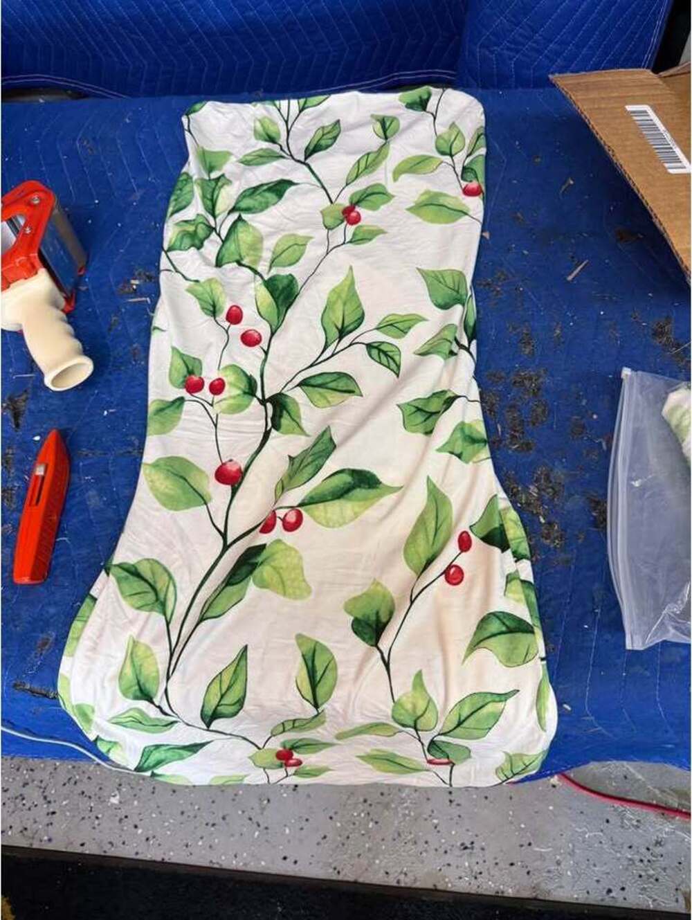Set of 6 Chair Covers Apple Berry Green Leaves design